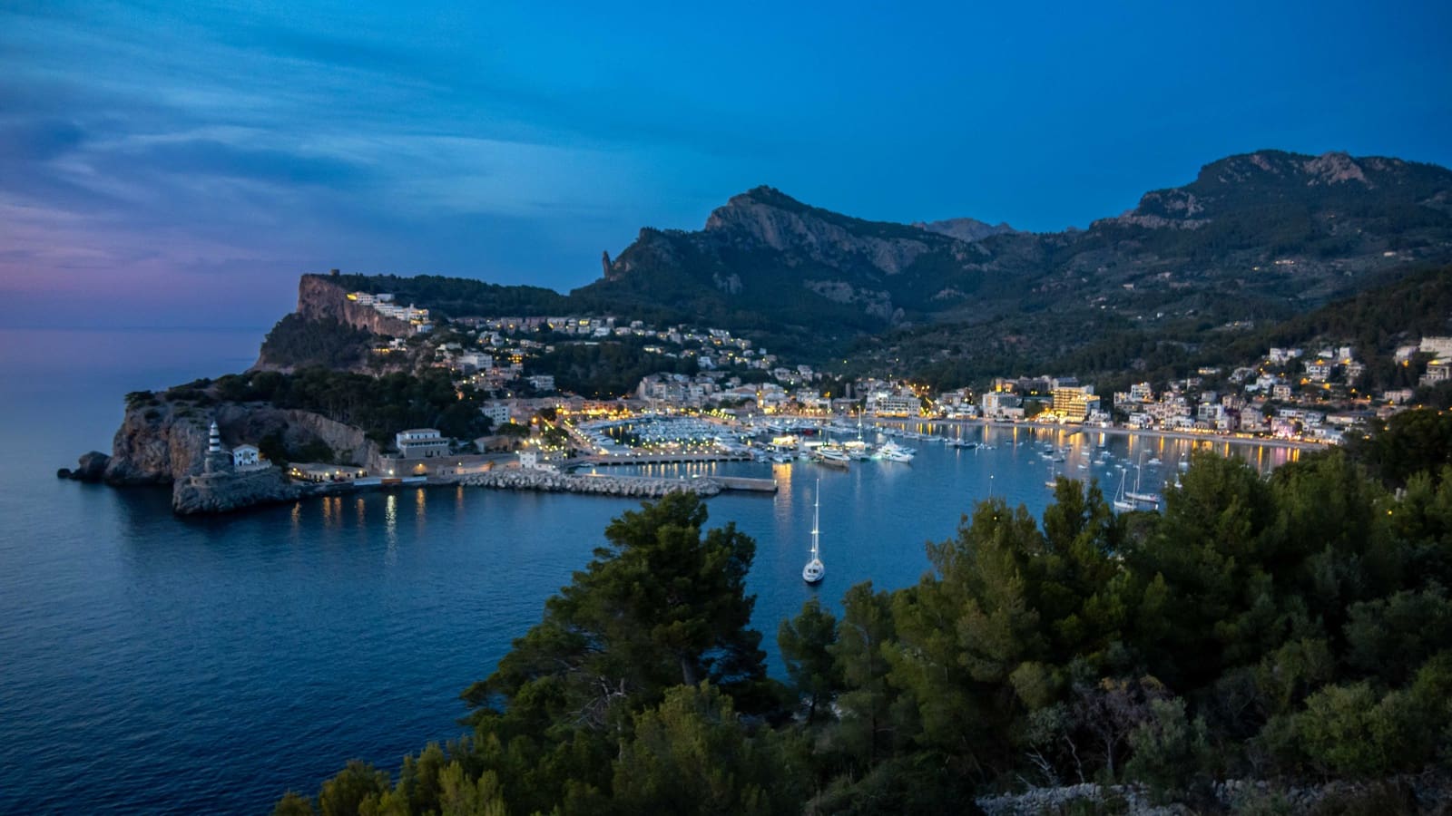 4 slaapkamer Villa te koop in Puerto de Soller / Port de Soller met zwembad garage - € 3.900.000 (Ref: 9175984)