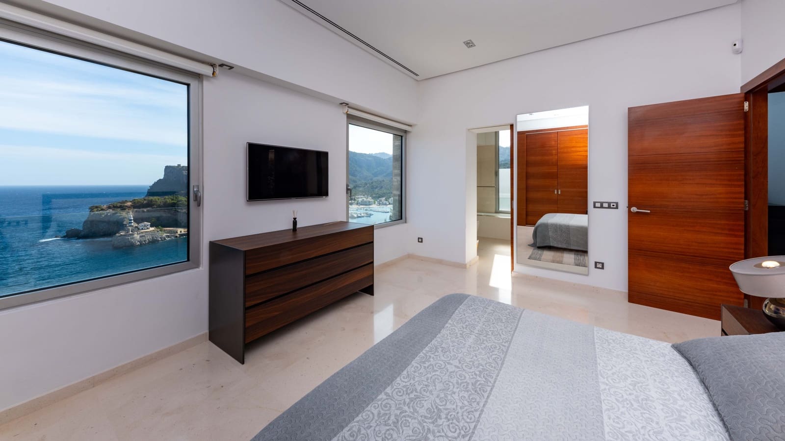 4 slaapkamer Villa te koop in Puerto de Soller / Port de Soller met zwembad garage - € 3.900.000 (Ref: 9175984)