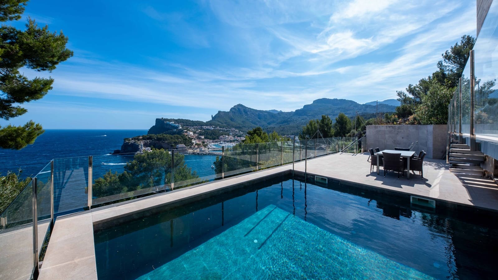 4 slaapkamer Villa te koop in Puerto de Soller / Port de Soller met zwembad garage - € 3.900.000 (Ref: 9175984)