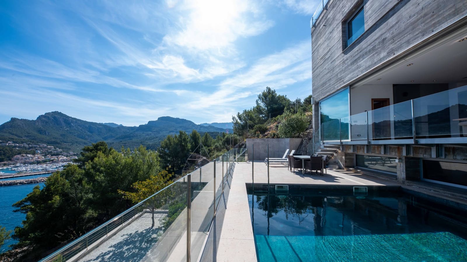 4 slaapkamer Villa te koop in Puerto de Soller / Port de Soller met zwembad garage - € 3.900.000 (Ref: 9175984)