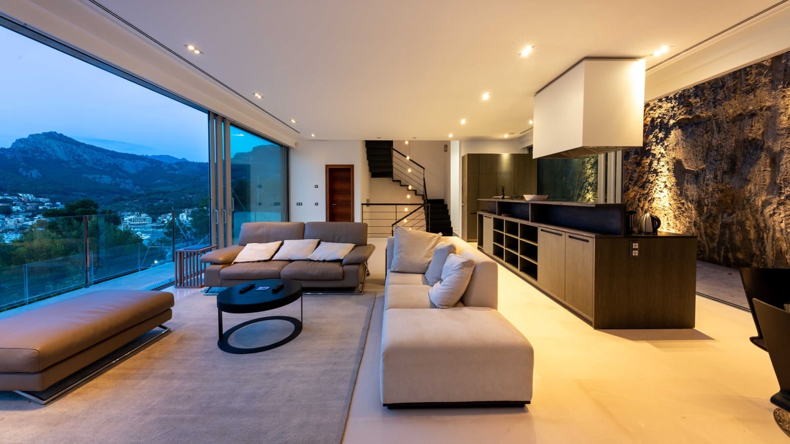 4 slaapkamer Villa te koop in Puerto de Soller / Port de Soller met zwembad garage - € 3.900.000 (Ref: 9175984)