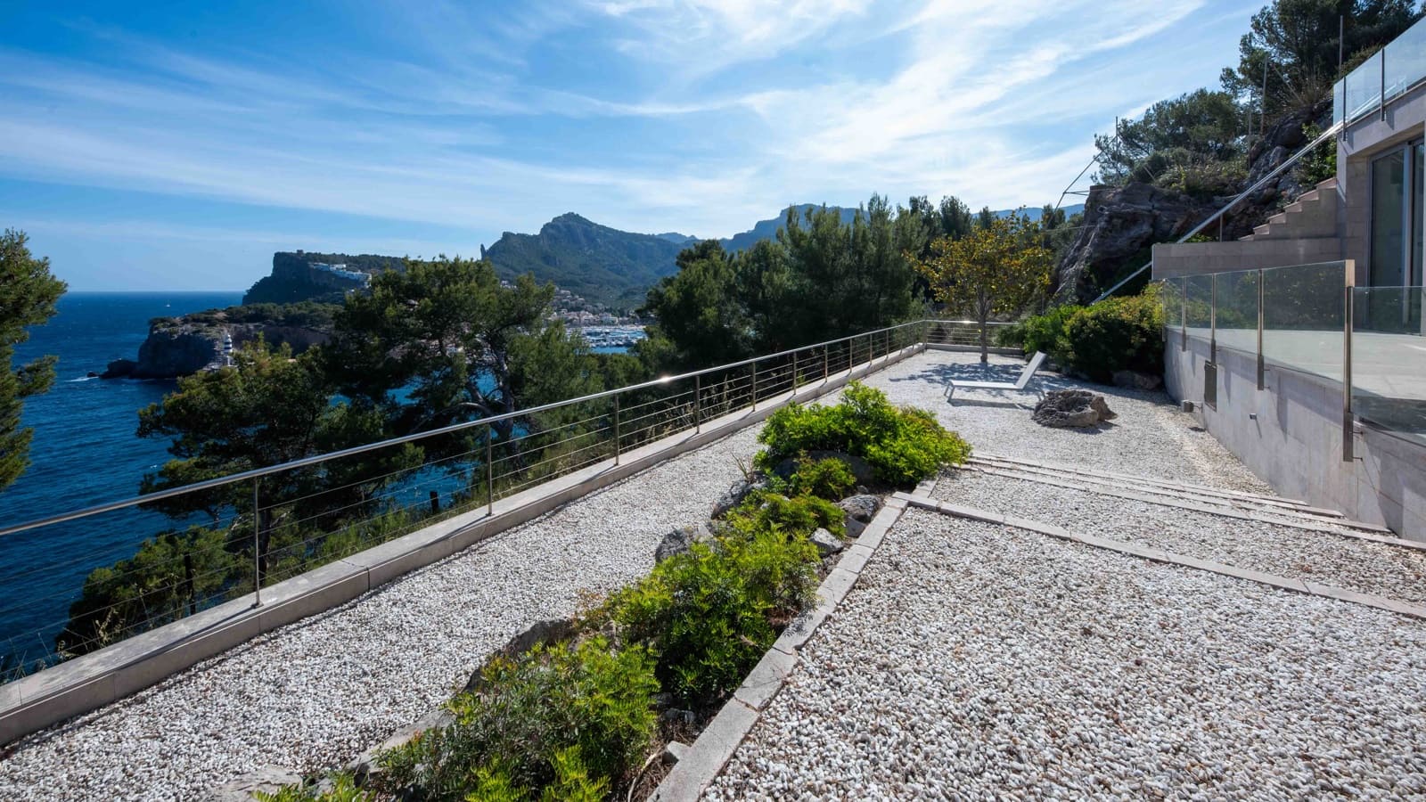 4 slaapkamer Villa te koop in Puerto de Soller / Port de Soller met zwembad garage - € 3.900.000 (Ref: 9175984)