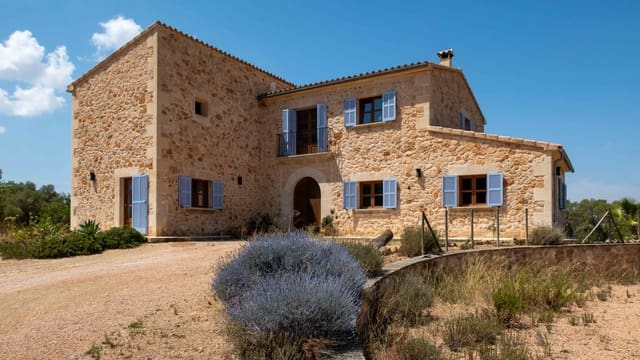 4 quarto Quinta/Casa Rural para venda em Algaida com piscina garagem - 2 250 000 € (Ref: 9180477)