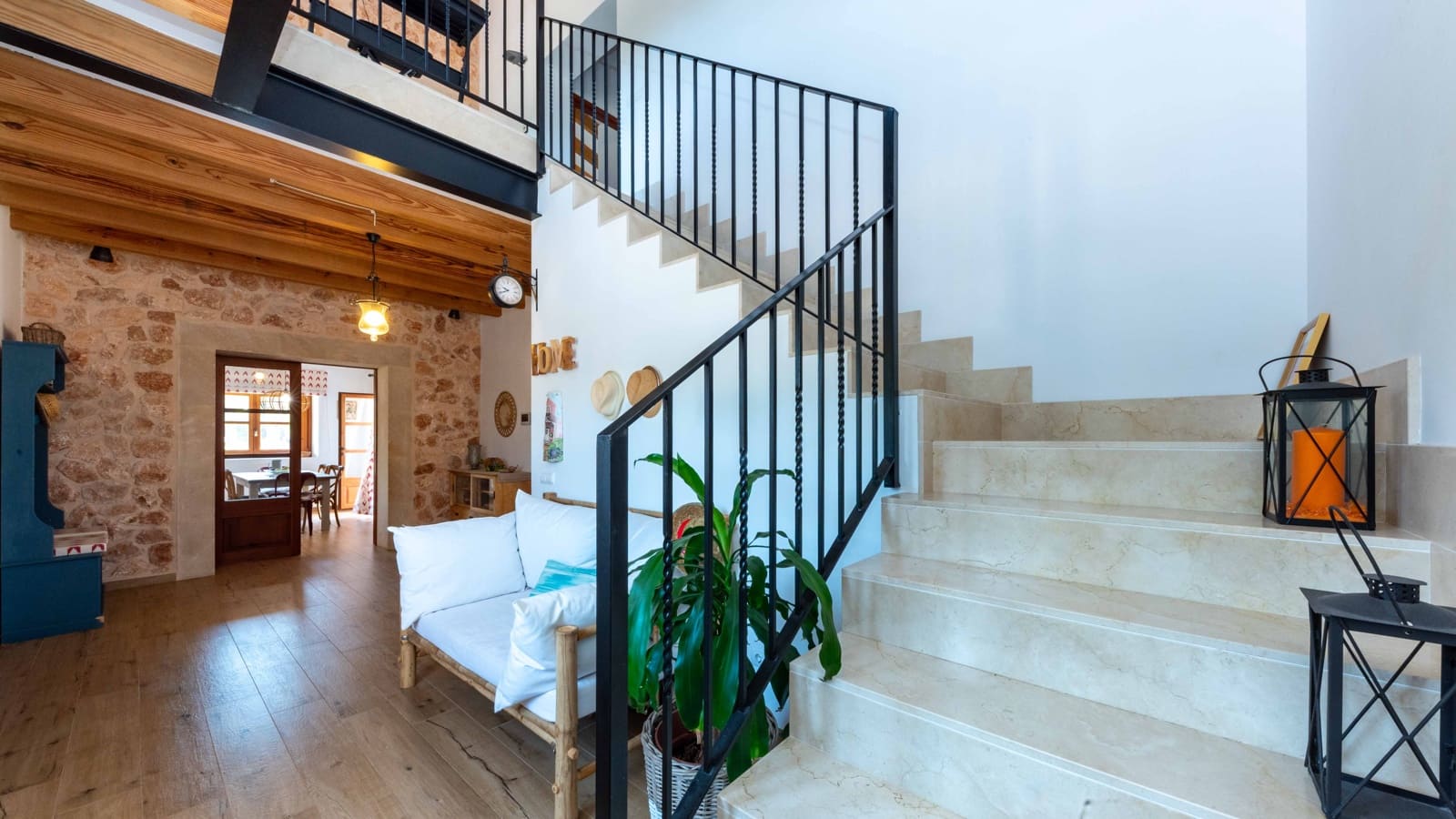 4 soveværelse Finca/Landehus til salg i Algaida med swimmingpool garage - € 2.250.000 (Ref: 9180477)