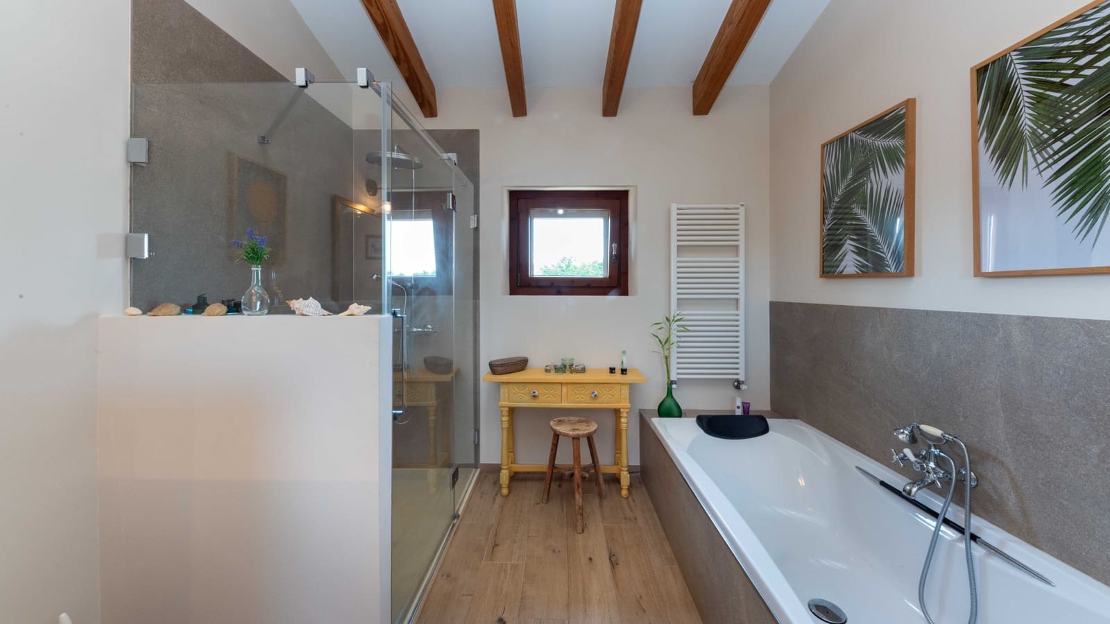 4 soveværelse Finca/Landehus til salg i Algaida med swimmingpool garage - € 2.250.000 (Ref: 9180477)