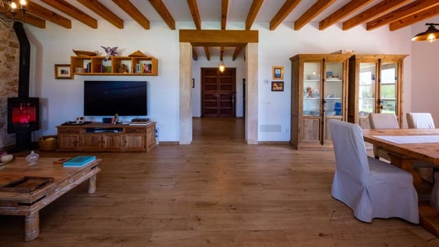 4 quarto Quinta/Casa Rural para venda em Algaida com piscina garagem - 2 250 000 € (Ref: 9180477)