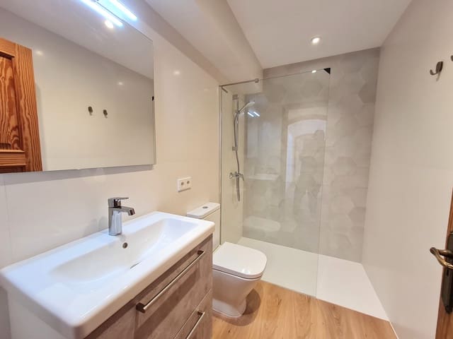 3 bedroom Apartment for rent in Santanyí with garage - € 2,100 (Ref: 9180478)