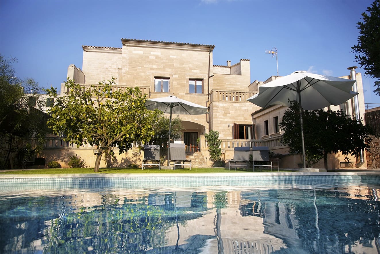 4 soveværelse Byhus til leje i Santanyi med garage - € 3.950 (Ref: 9180480)