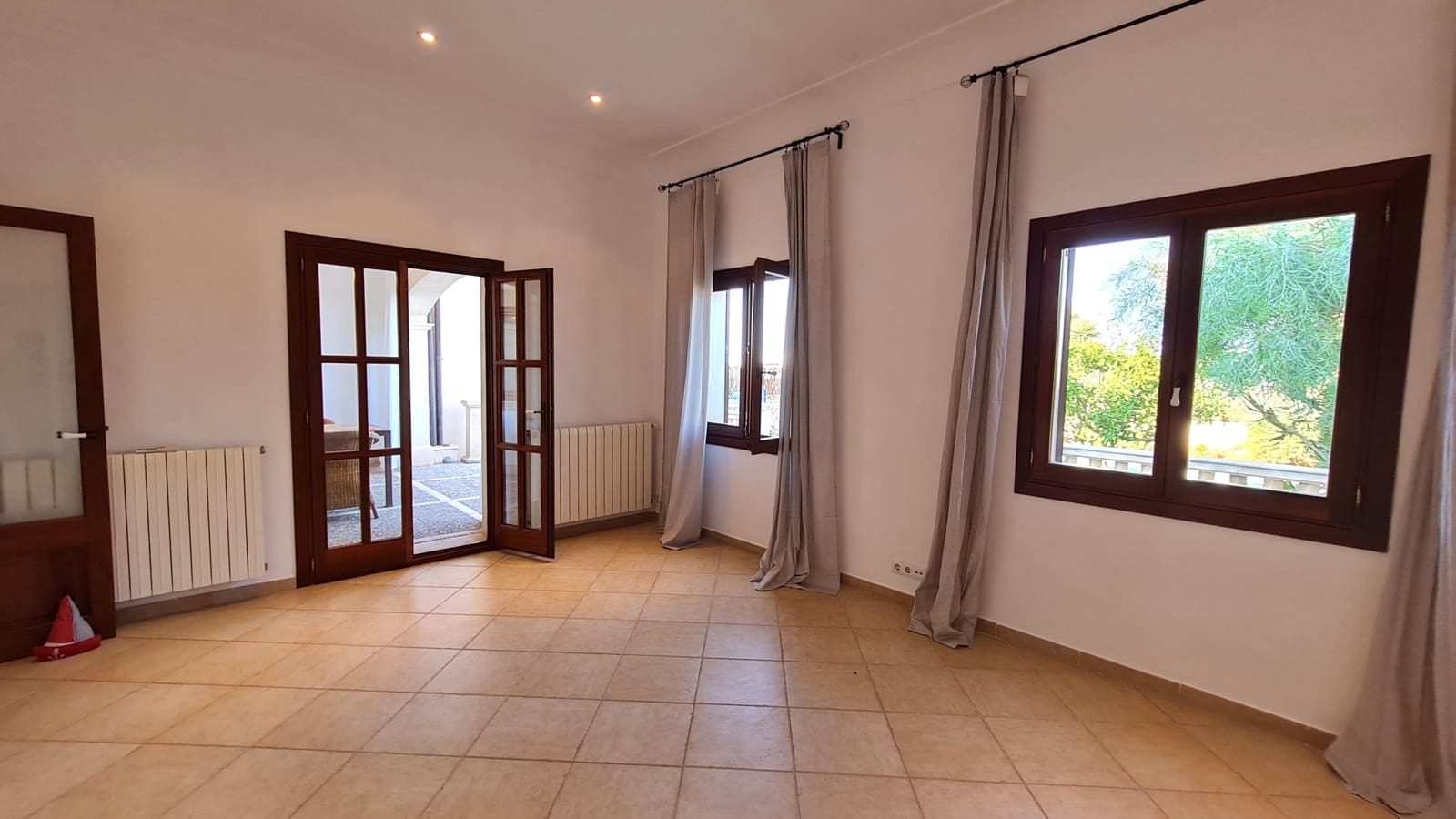 4 soveværelse Byhus til leje i Santanyi med garage - € 3.950 (Ref: 9180480)