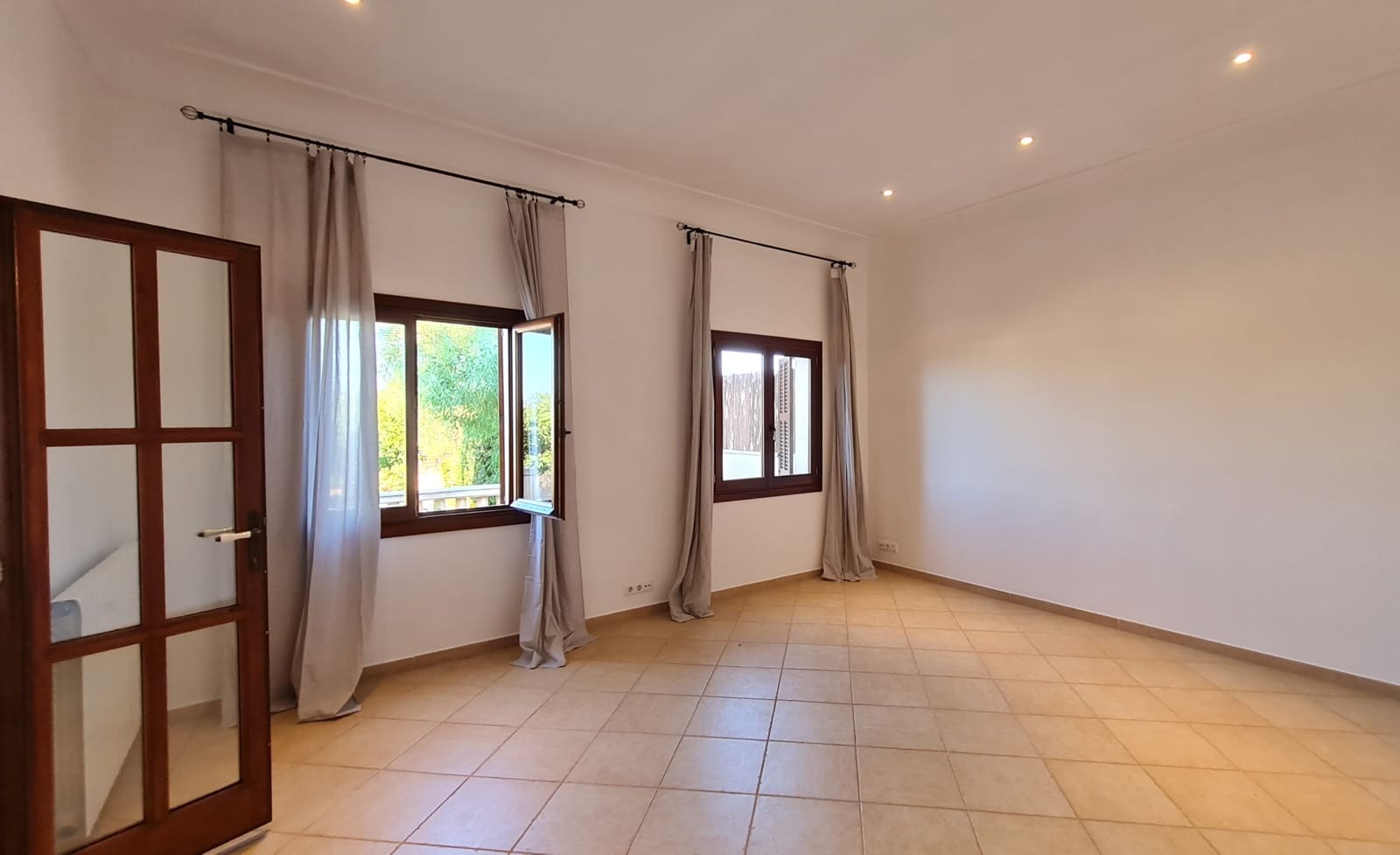 4 soveværelse Byhus til leje i Santanyi med garage - € 3.950 (Ref: 9180480)