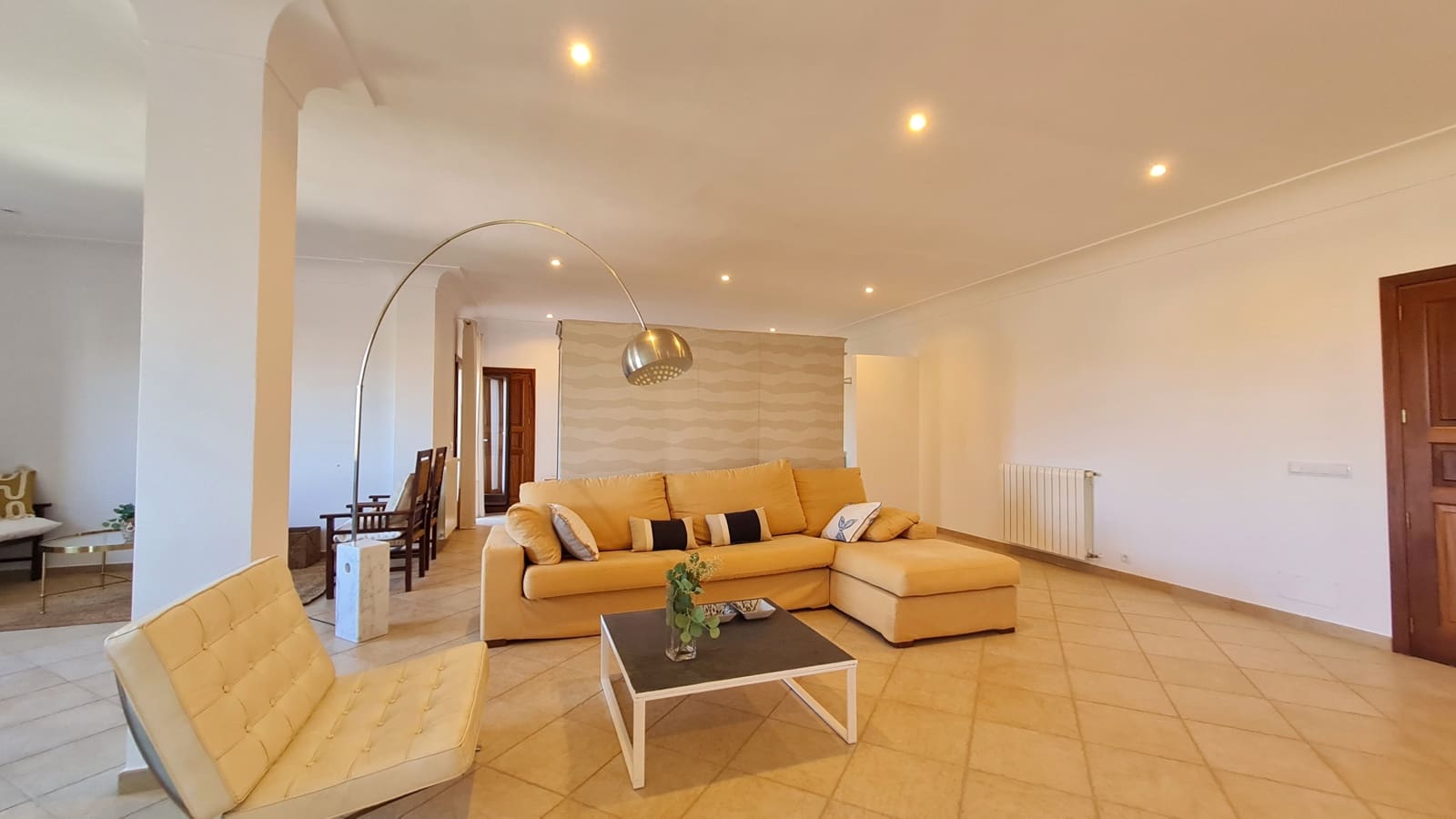 4 soveværelse Byhus til leje i Santanyi med garage - € 3.950 (Ref: 9180480)