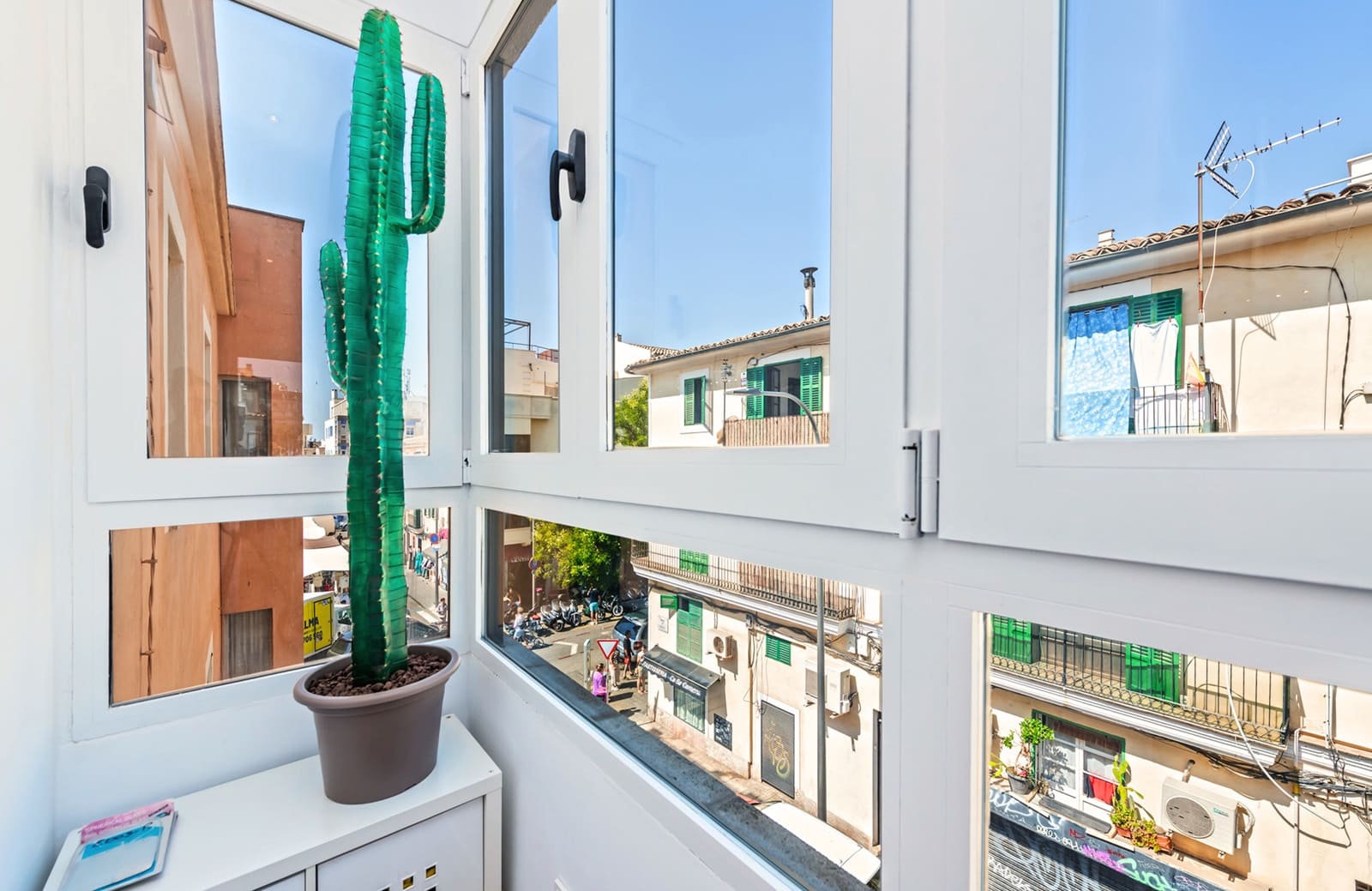 2 soverom Leilighet til leie i Palma de Mallorca - € 2 390 (Ref: 9186511)