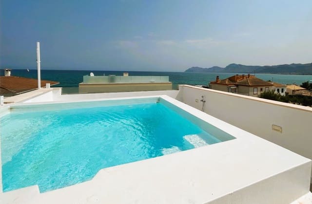 3 makuuhuone Paritalo vuokrattavana paikassa Son Serra de Marina, Santa Margalida mukana uima-altaan 
autotalli - 1 700 € (Ref: 9186514)