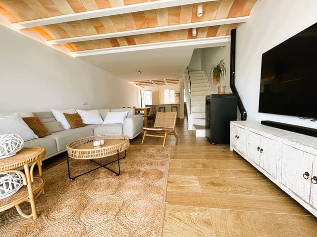 3 makuuhuone Paritalo vuokrattavana paikassa Son Serra de Marina, Santa Margalida mukana uima-altaan 
autotalli - 1 700 € (Ref: 9186514)