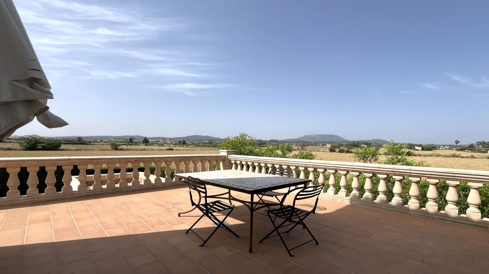 4 soveværelse Finca/Landehus til leje i Montuiri med swimmingpool garage - € 4.300 (Ref: 9186518)