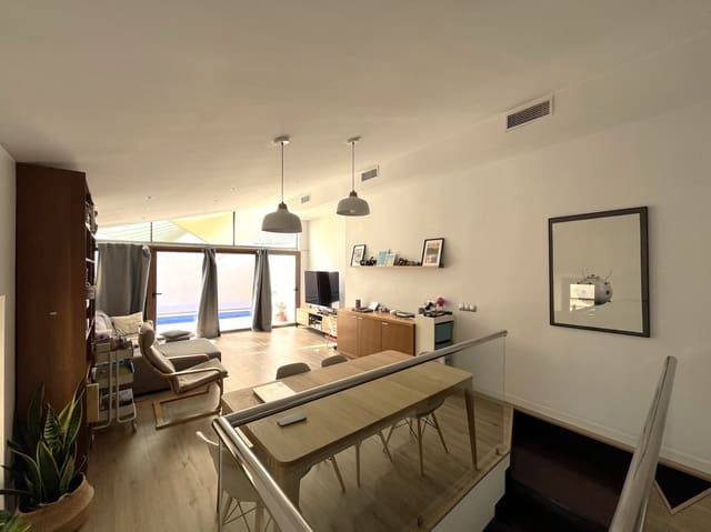 3 soveværelse Semi-Rækkehus til salg i Alaró med swimmingpool garage - € 619.000 (Ref: 9189852)