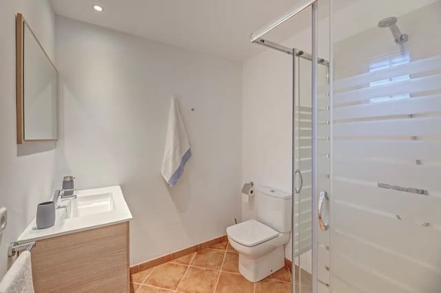 2 soveværelse Finca/Landehus til leje i Llucmajor med swimmingpool garage - € 2.000 (Ref: 9189853)