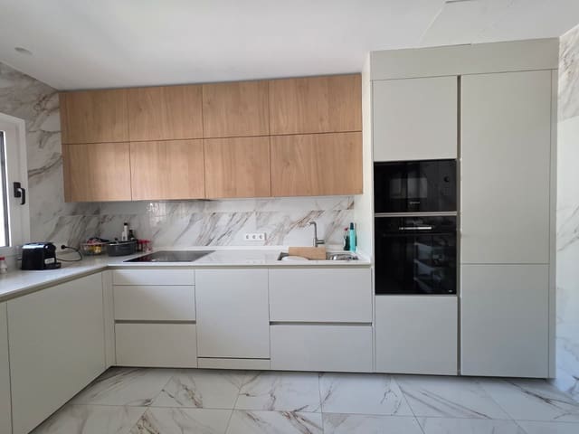 5 soveværelse Villa til leje i Can Pastilla, Palma de Mallorca med swimmingpool - € 5.000 (Ref: 9192987)