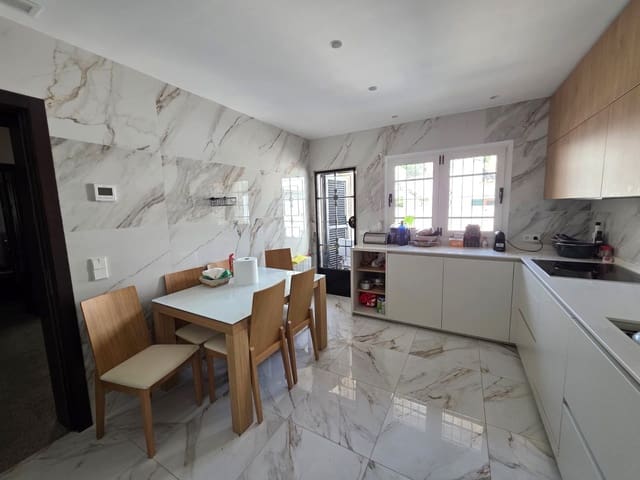 5 soveværelse Villa til leje i Can Pastilla, Palma de Mallorca med swimmingpool - € 5.000 (Ref: 9192987)