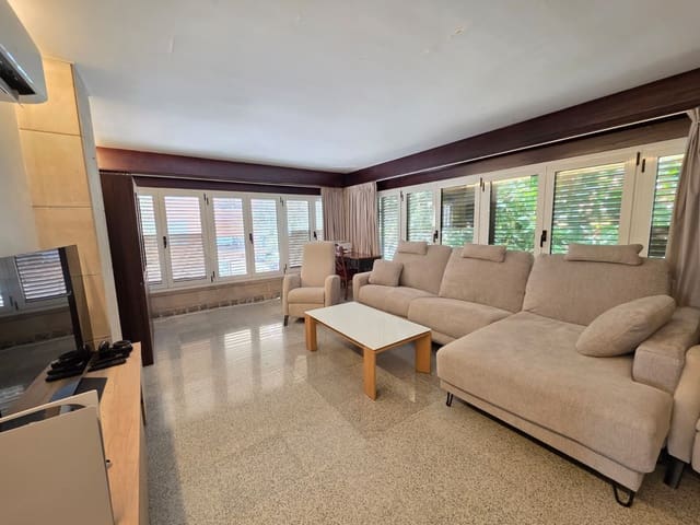 5 soveværelse Villa til leje i Can Pastilla, Palma de Mallorca med swimmingpool - € 5.000 (Ref: 9192987)