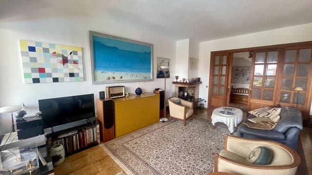 4 bedroom Villa for sale in Campanet with pool garage - € 1,200,000 (Ref: 9192988)