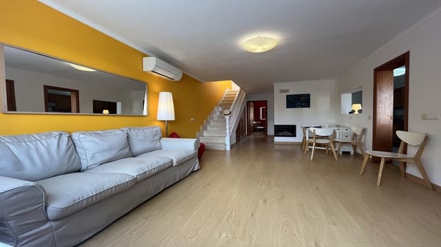 3 camera da letto Villetta Bifamiliare da affittare in Colonia de Sant Pere / Colonia de San Pedro, Artà con garage - 1.700 € (Rif: 9195050)