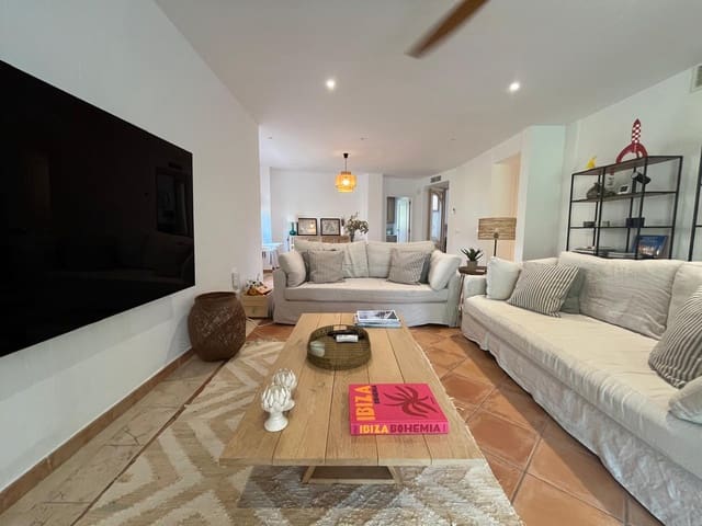 3 soverom Villa til leie i Santa Ponsa, Calvià med svømmebasseng garasje - € 4 500 (Ref: 9195055)