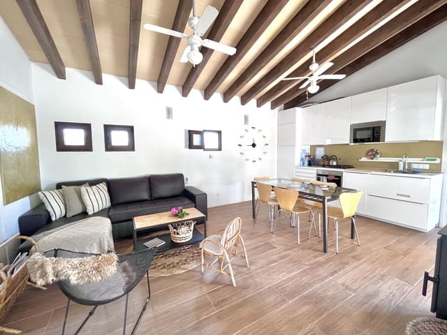 2 slaapkamer Finca/Landhuis te koop in Campanet met zwembad garage - € 695.000 (Ref: 9195065)