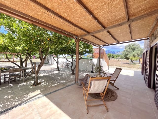 2 slaapkamer Finca/Landhuis te koop in Campanet met zwembad garage - € 695.000 (Ref: 9195065)