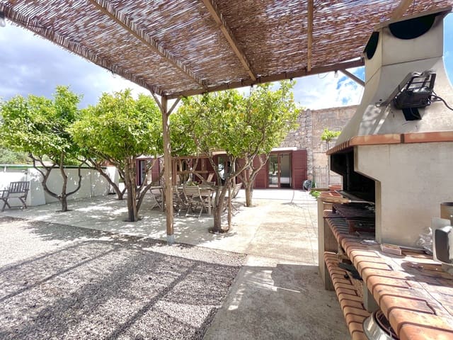 2 slaapkamer Finca/Landhuis te koop in Campanet met zwembad garage - € 695.000 (Ref: 9195065)