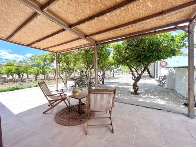 2 slaapkamer Finca/Landhuis te koop in Campanet met zwembad garage - € 695.000 (Ref: 9195065)