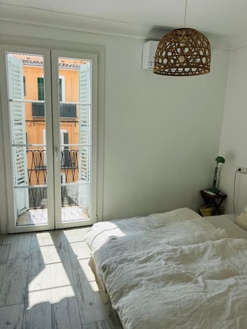 3 bedroom Townhouse for rent in Santa Catalina, Palma de Mallorca - € 2,500 (Ref: 9197328)