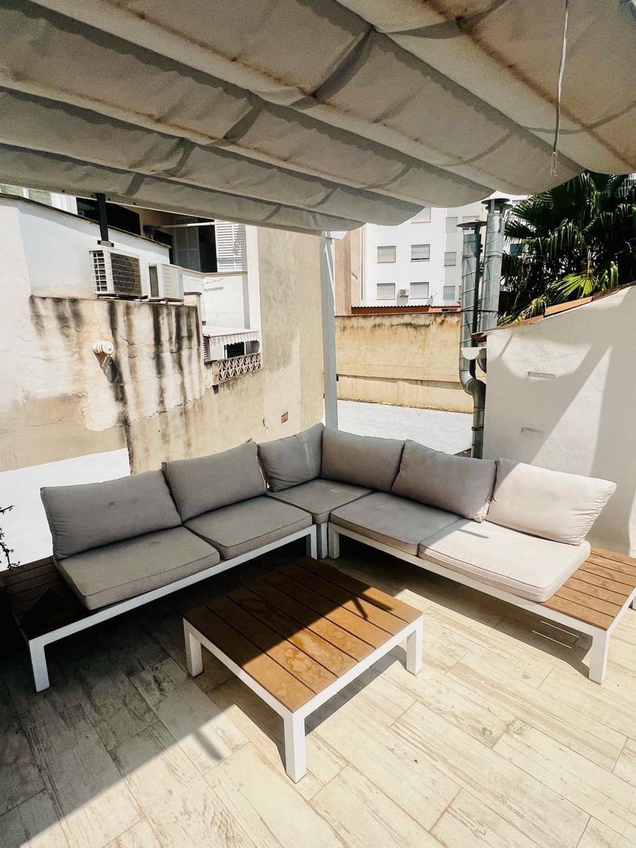 3 bedroom Townhouse for rent in Palma de Mallorca - € 2,500 (Ref: 9197328)