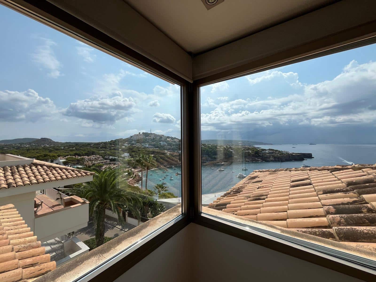 5 bedroom Apartment for rent in Santa Ponsa with garage - € 5,800 (Ref: 9197330)