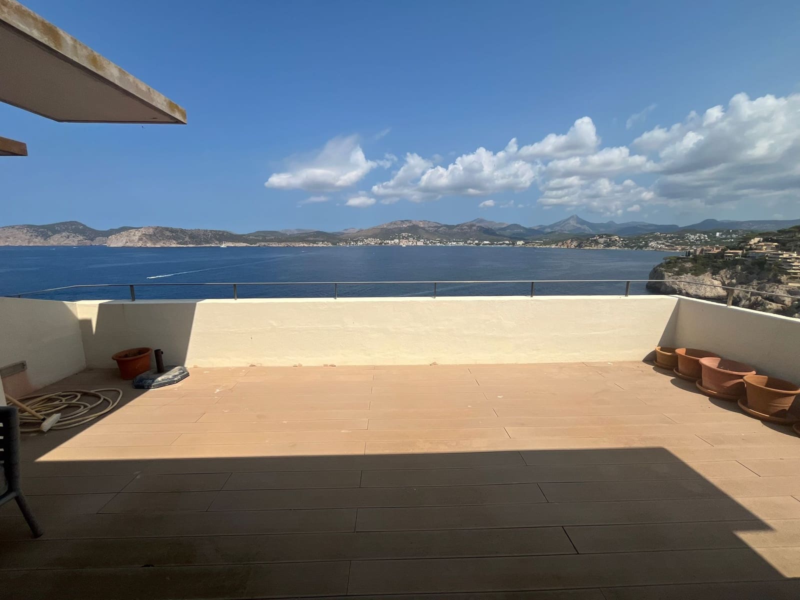 5 bedroom Apartment for rent in Santa Ponsa with garage - € 5,800 (Ref: 9197330)