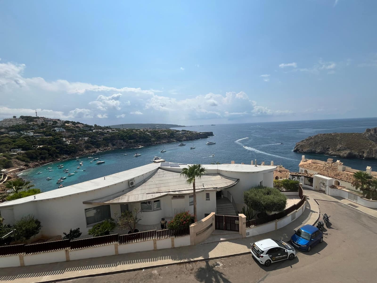 5 bedroom Apartment for rent in Santa Ponsa with garage - € 5,800 (Ref: 9197330)