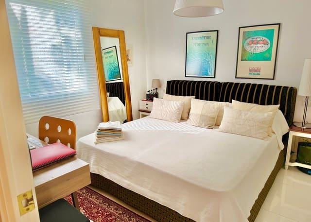 2 bedroom Apartment for rent in Jaume III, Palma de Mallorca - € 2,300 (Ref: 9200184)