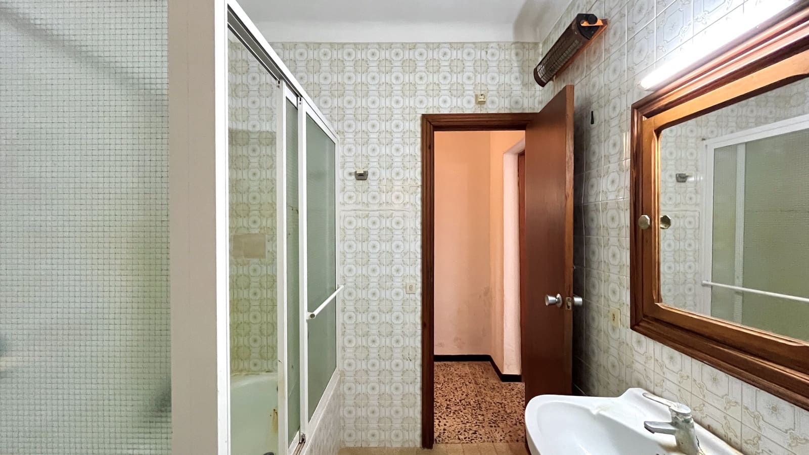 4 sovrum Villa till salu i Cala Llombards med garage - 700 000 € (Ref: 9200186)