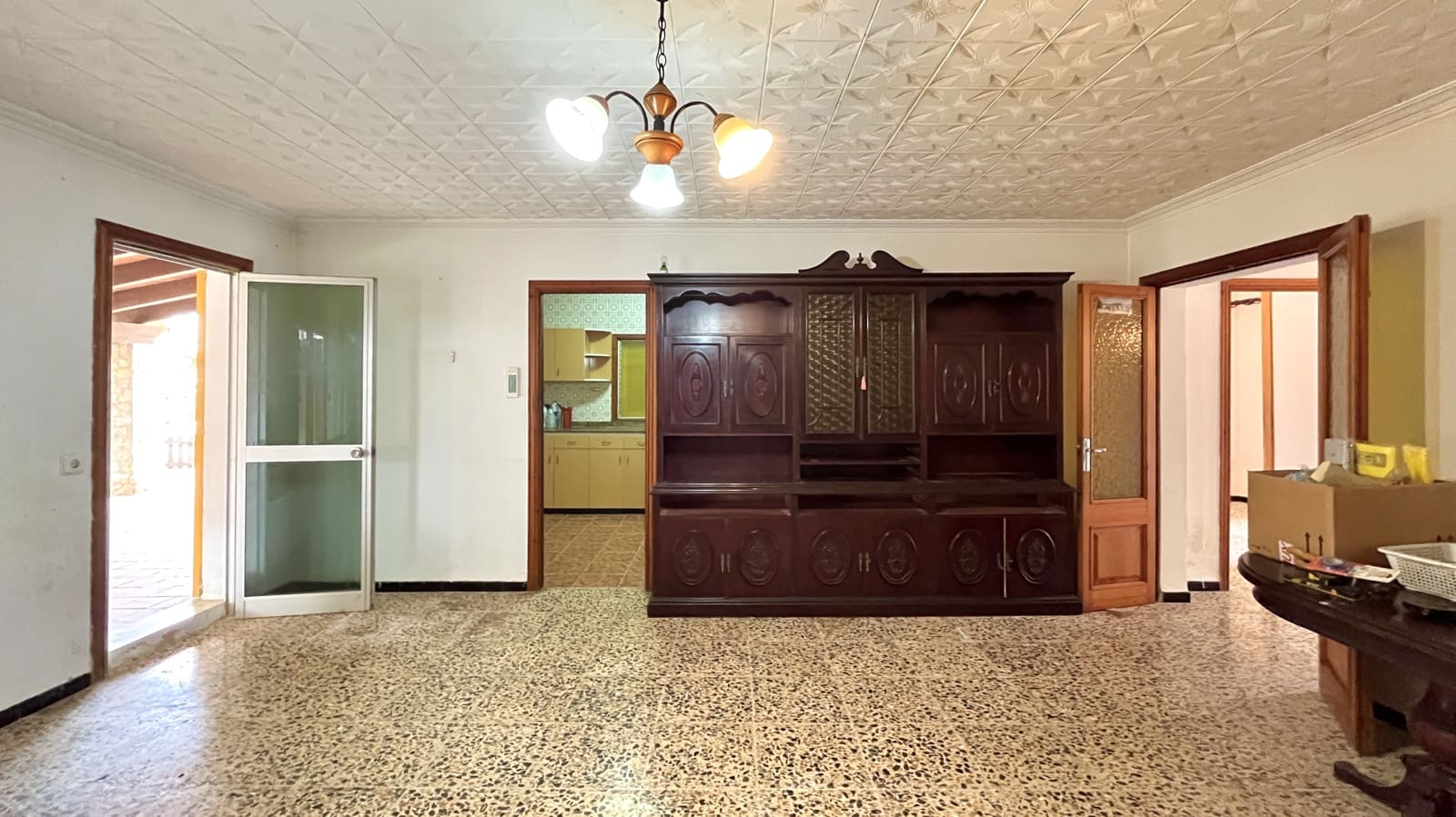 4 sovrum Villa till salu i Cala Llombards med garage - 700 000 € (Ref: 9200186)