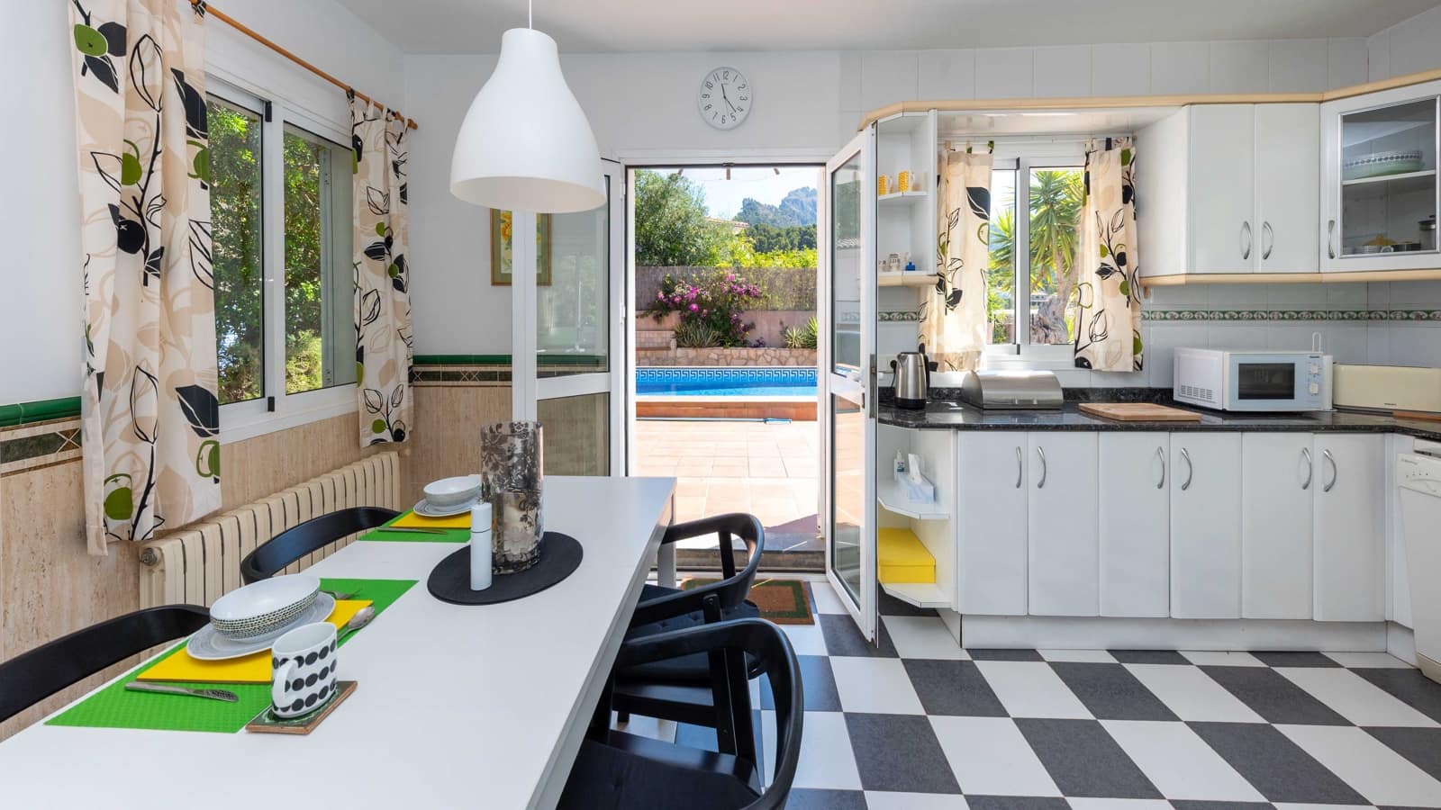 4 soverom Villa til salgs i Puerto de Soller / Port de Soller med svømmebasseng garasje - € 1 950 000 (Ref: 9200187)