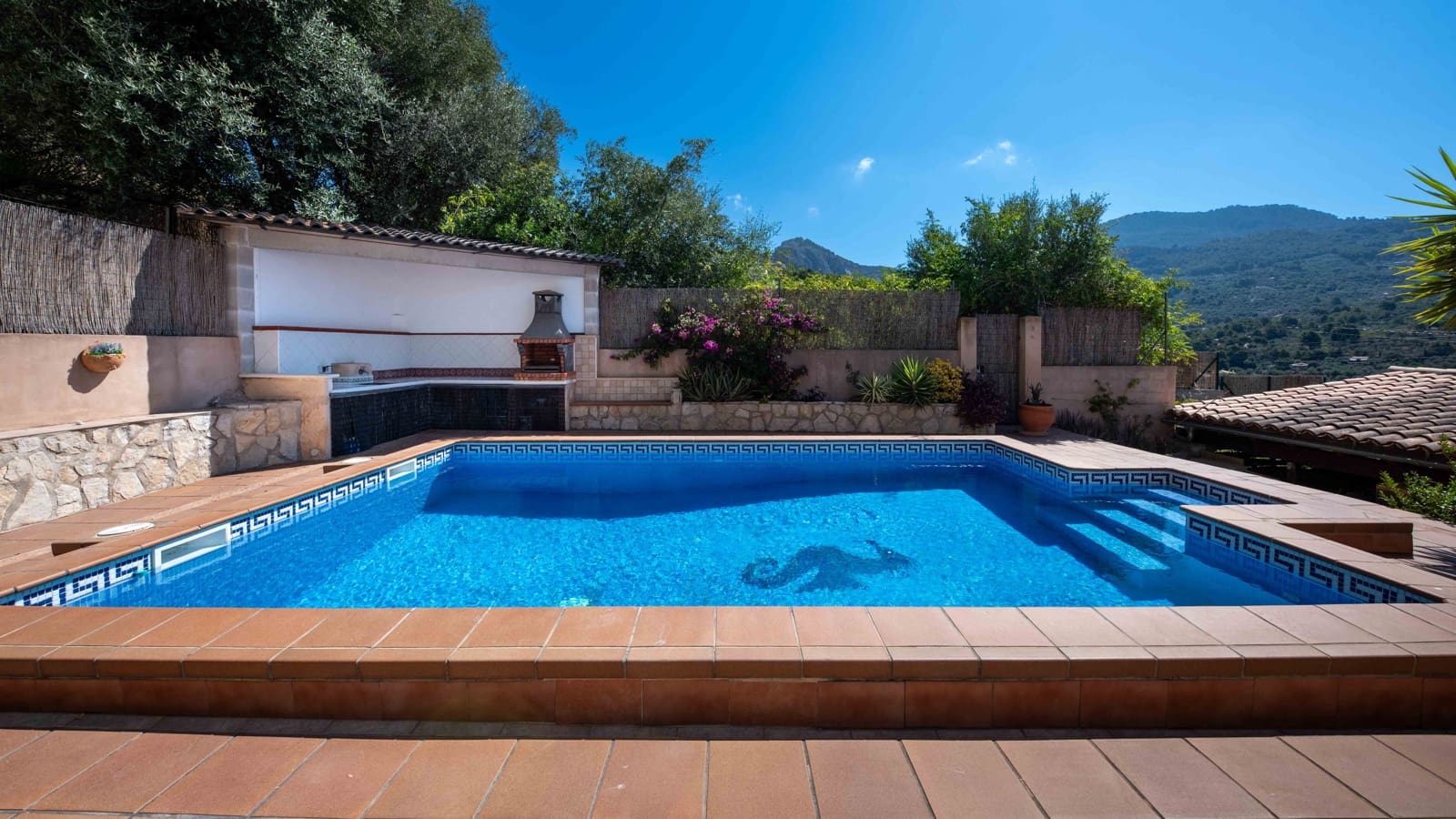 4 soverom Villa til salgs i Puerto de Soller / Port de Soller med svømmebasseng garasje - € 1 950 000 (Ref: 9200187)