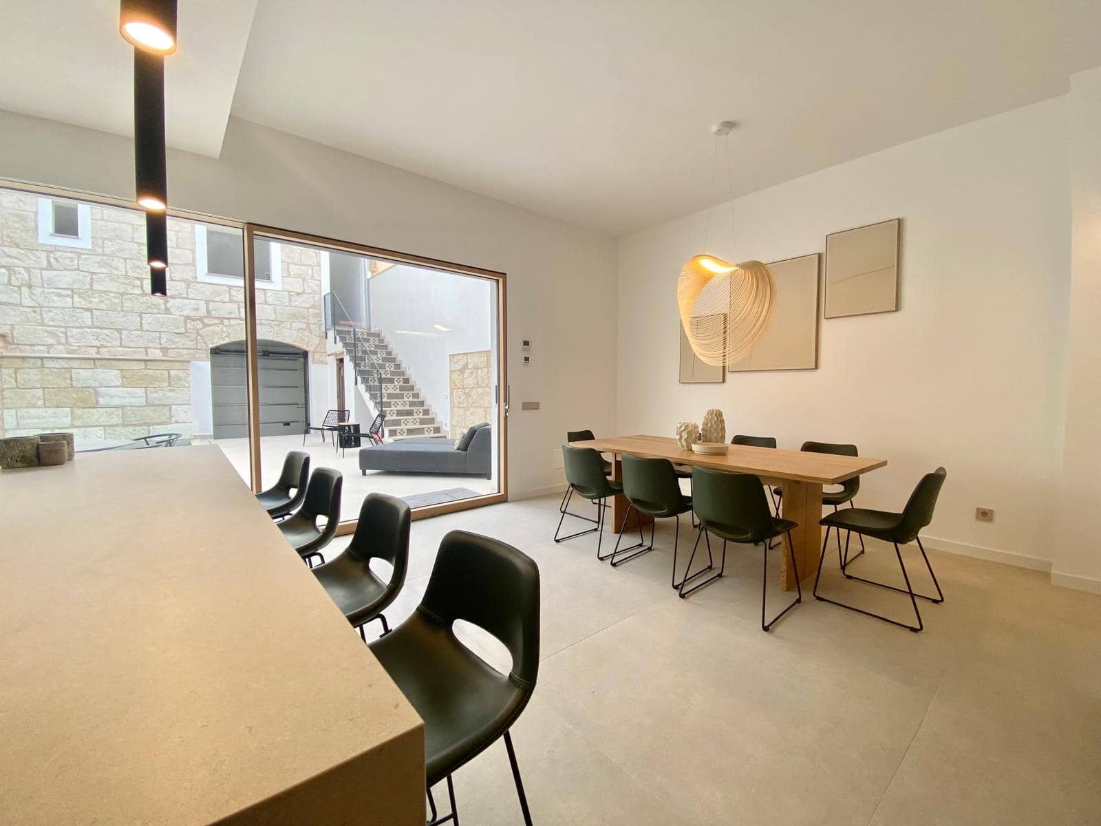 5 soveværelse Byhus til leje i Sa Pobla med swimmingpool garage - € 4.500 (Ref: 9206094)