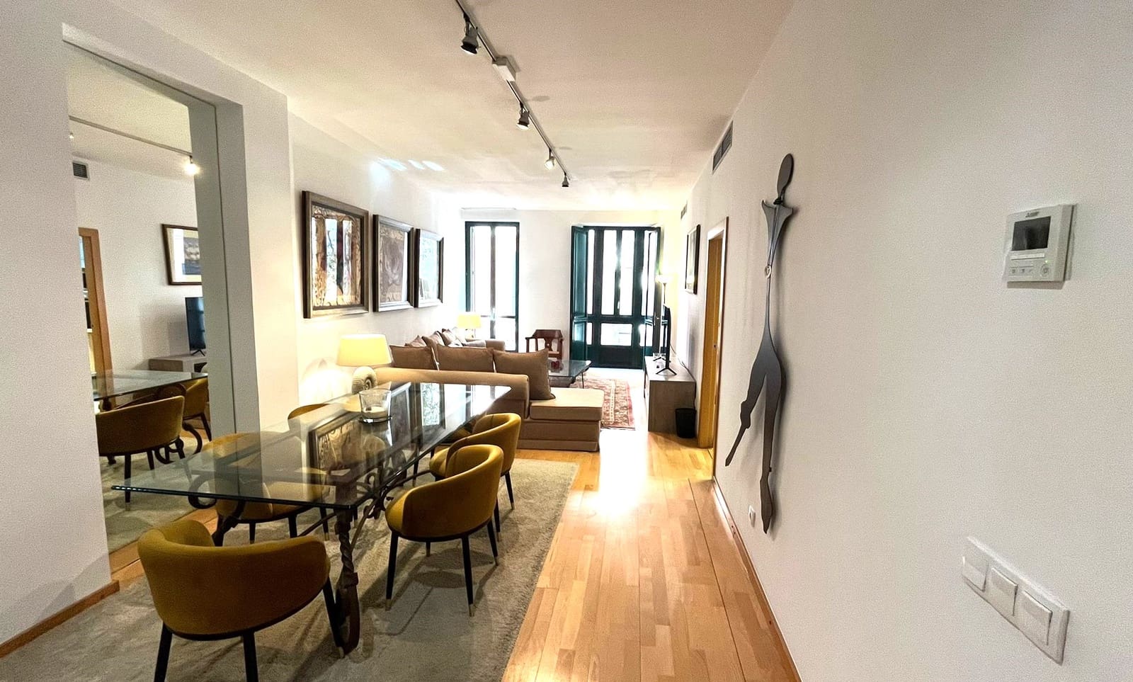 3 soveværelse Lejlighed til leje i Palma de Mallorca - € 2.500 (Ref: 9207793)