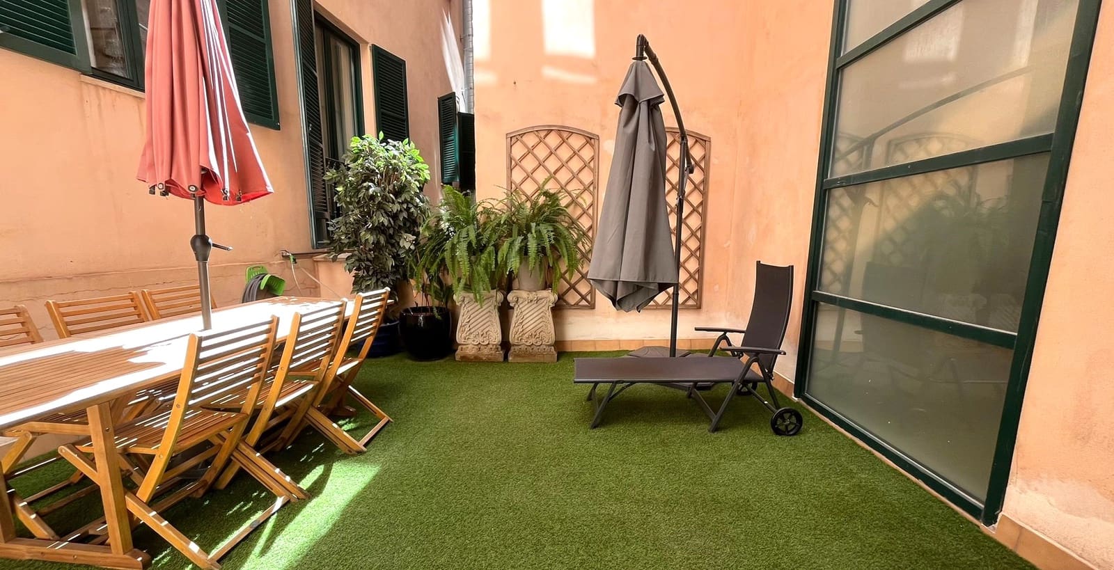 3 soveværelse Lejlighed til leje i Palma de Mallorca - € 2.500 (Ref: 9207793)