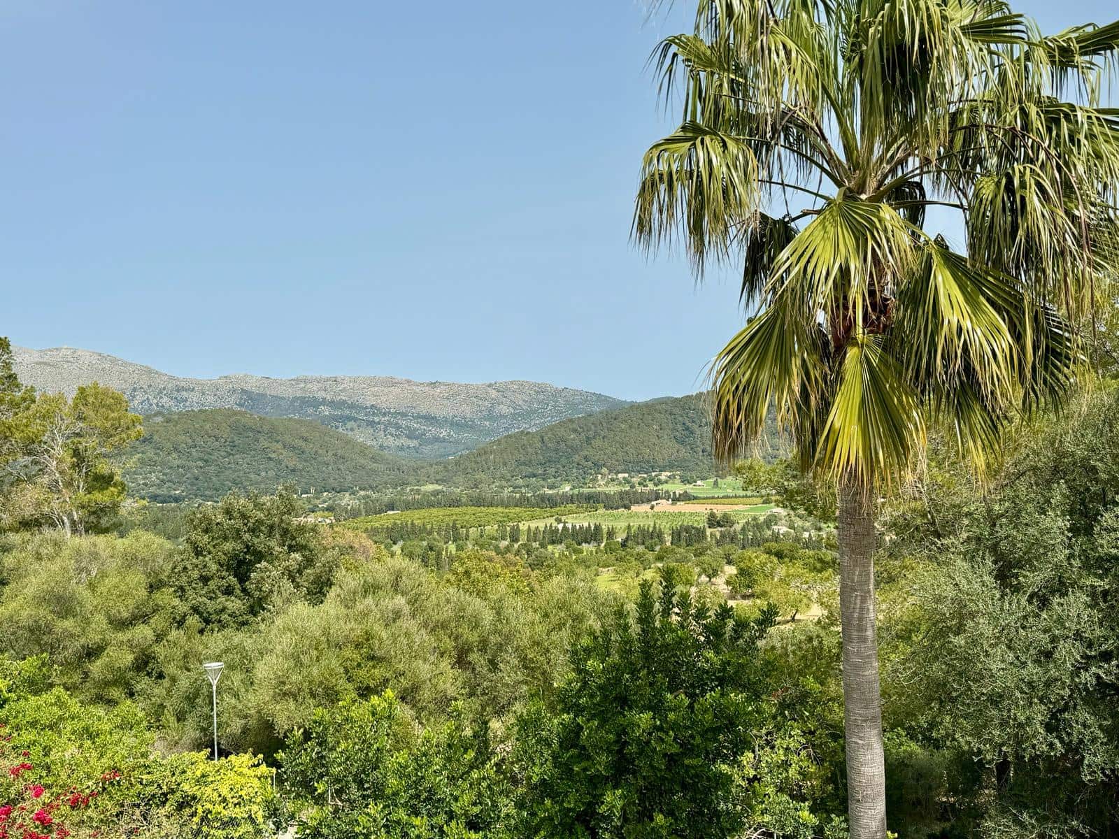 3 slaapkamer Villa te huur in Campanet met garage - € 3.000 (Ref: 9207796)