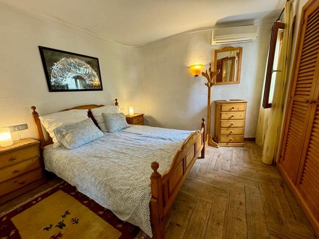 3 sovrum Villa att hyra i Campanet med garage - 3 000 € (Ref: 9207796)