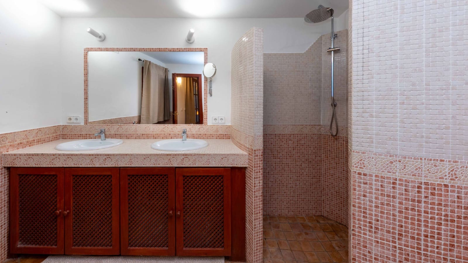 4 sypialnia Finka/Dom wiejski na sprzedaż w Esporles z basenem garażem - 2 200 000 € (Ref: 9207797)