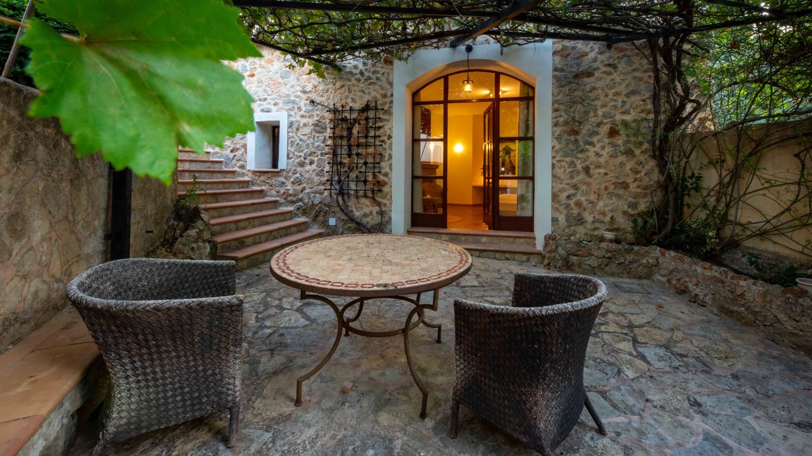 4 sypialnia Finka/Dom wiejski na sprzedaż w Esporles z basenem garażem - 2 200 000 € (Ref: 9207797)