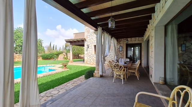 6 soverom Finca/Herregård til salgs i Llucmajor med svømmebasseng garasje - € 2 400 000 (Ref: 9211536)