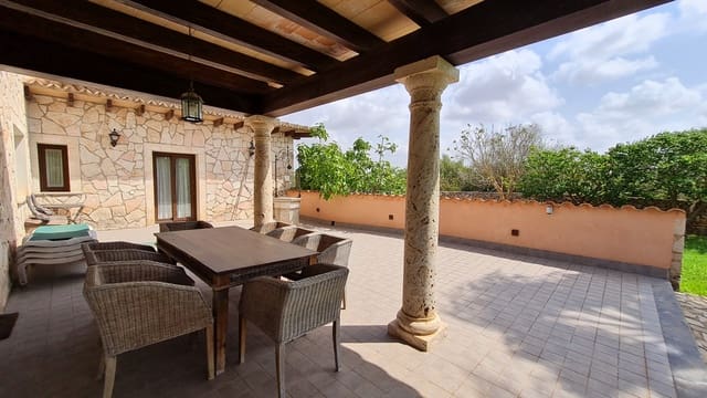 6 soverom Finca/Herregård til salgs i Llucmajor med svømmebasseng garasje - € 2 400 000 (Ref: 9211536)